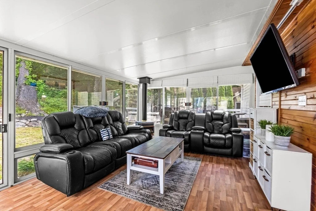 Photo of 16 Marianne Rd