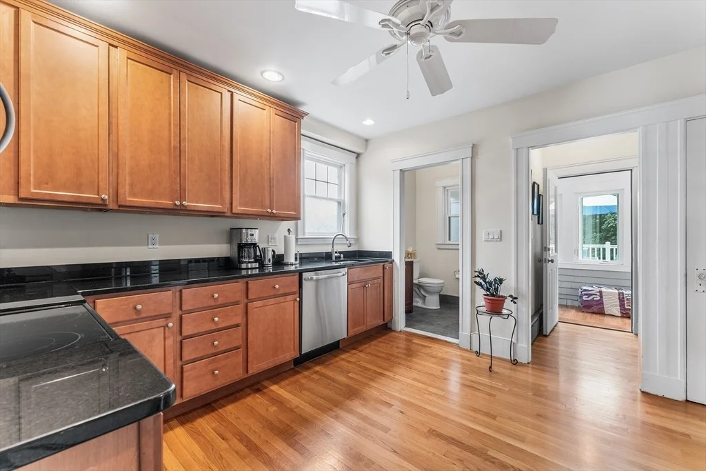 Photo of 154 Cherry St