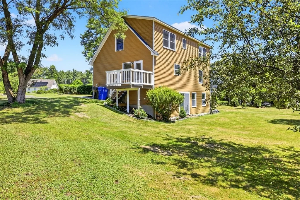 Photo of 32 Sarah Ln