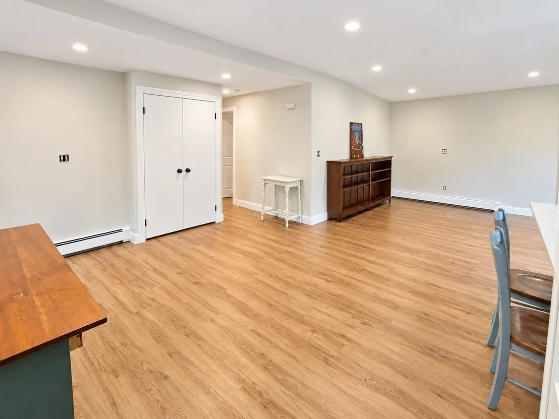 Photo of 14 Cornell Rd