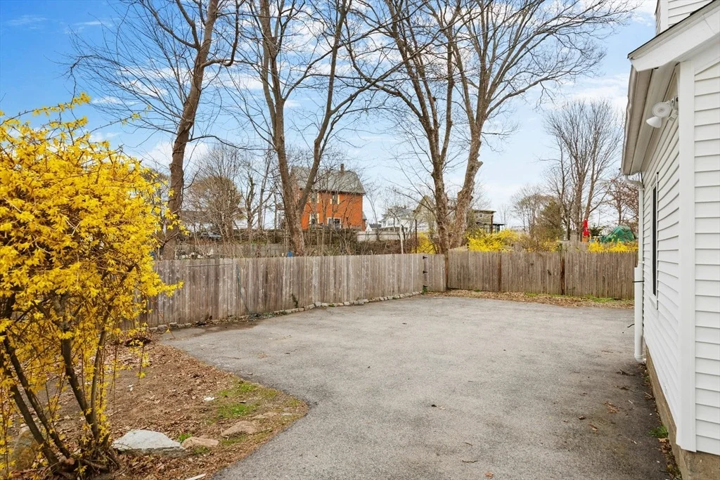 Photo of 105 Centennial Ave