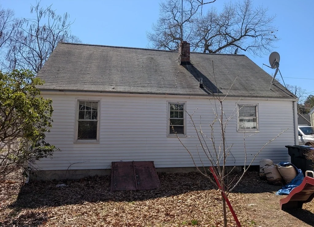 Photo of 141 Shawmut St