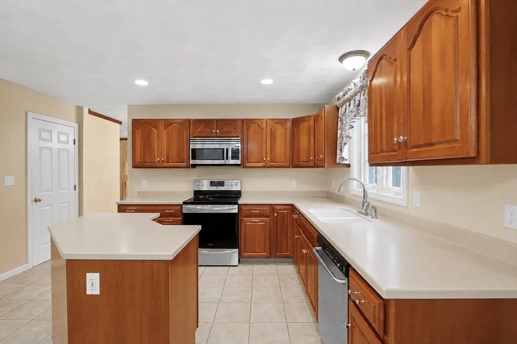 Photo of 226 Tower Hill Rd