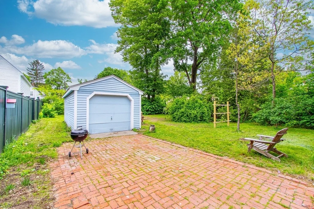 Photo of 14 Thoreau Street