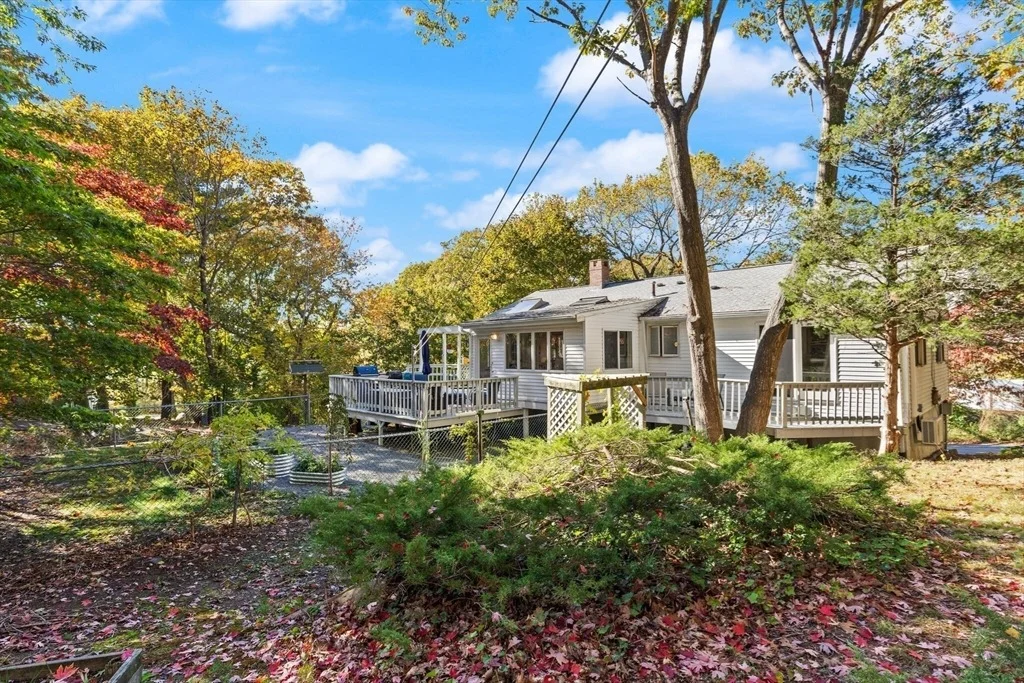 Photo of 109 Riverview Rd