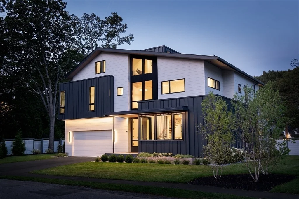 Photo of 95 Deerfield Rd
