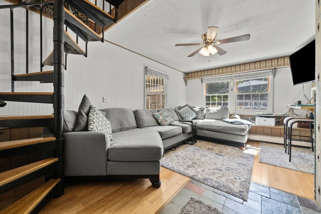 Photo of 4 Laurel St
