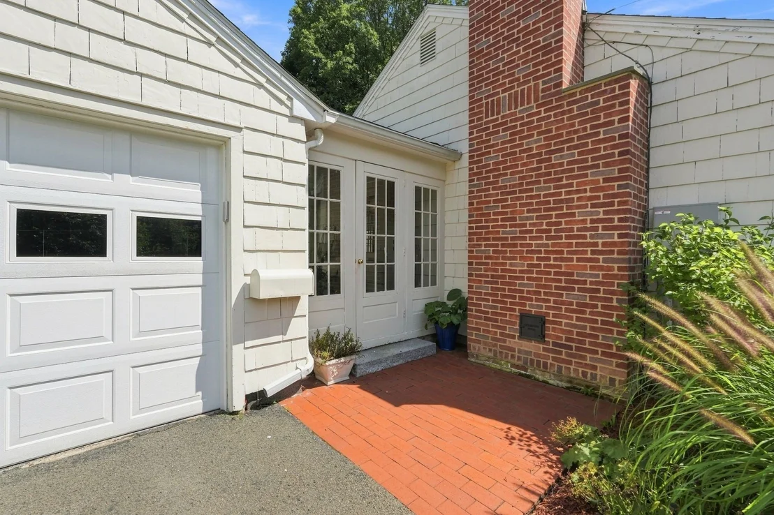 Photo of 52 Blue Hills Rd