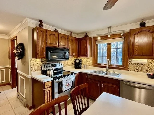 Photo of 127 Schoolhouse Rd