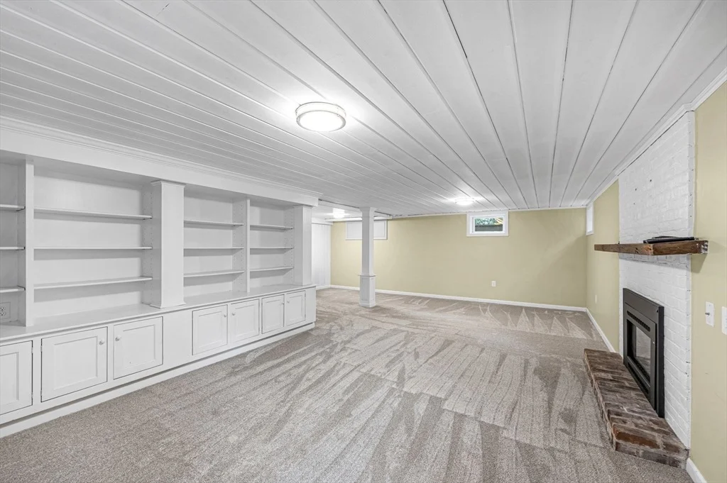 Photo of 28 Brittany Rd