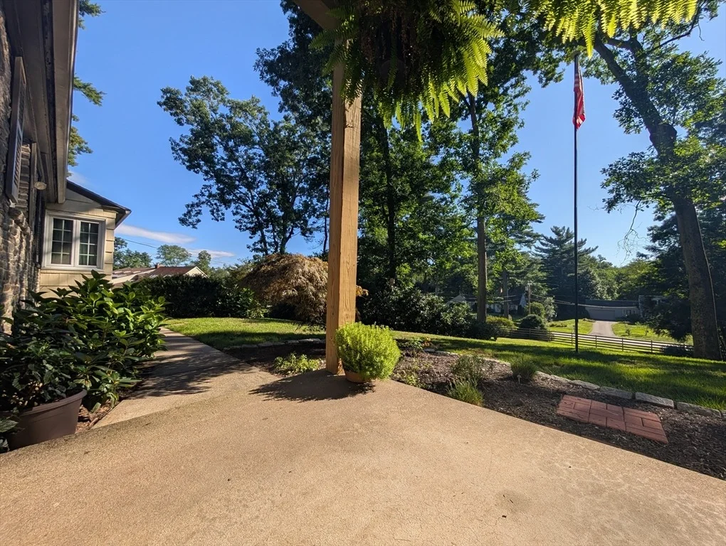 Photo of 37 Brookside Dr