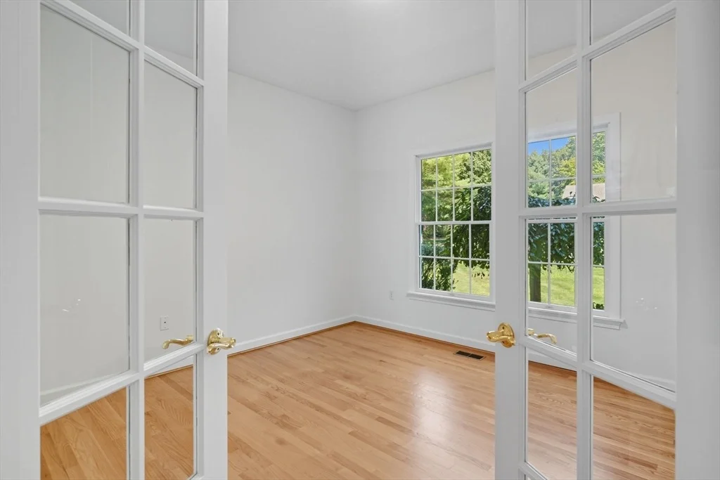Photo of 19 Bellows Rd