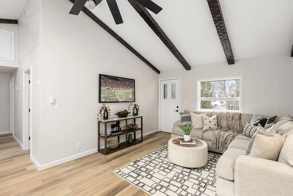 Photo of 6 Henry Rd