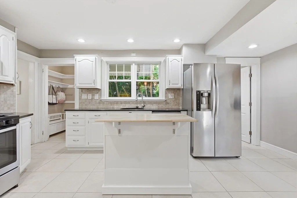 Photo of 443 Summer Ave