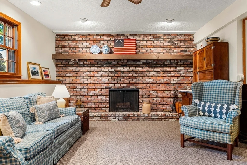 Photo of 5 Elmwood Rd