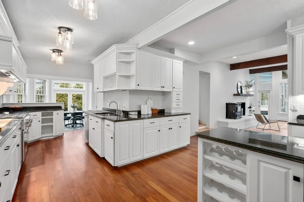 Photo of 85 Schoolmaster Ln