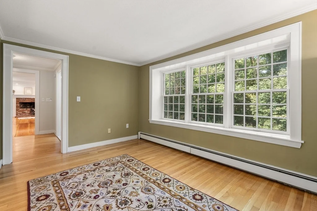 Photo of 371 Willis Road