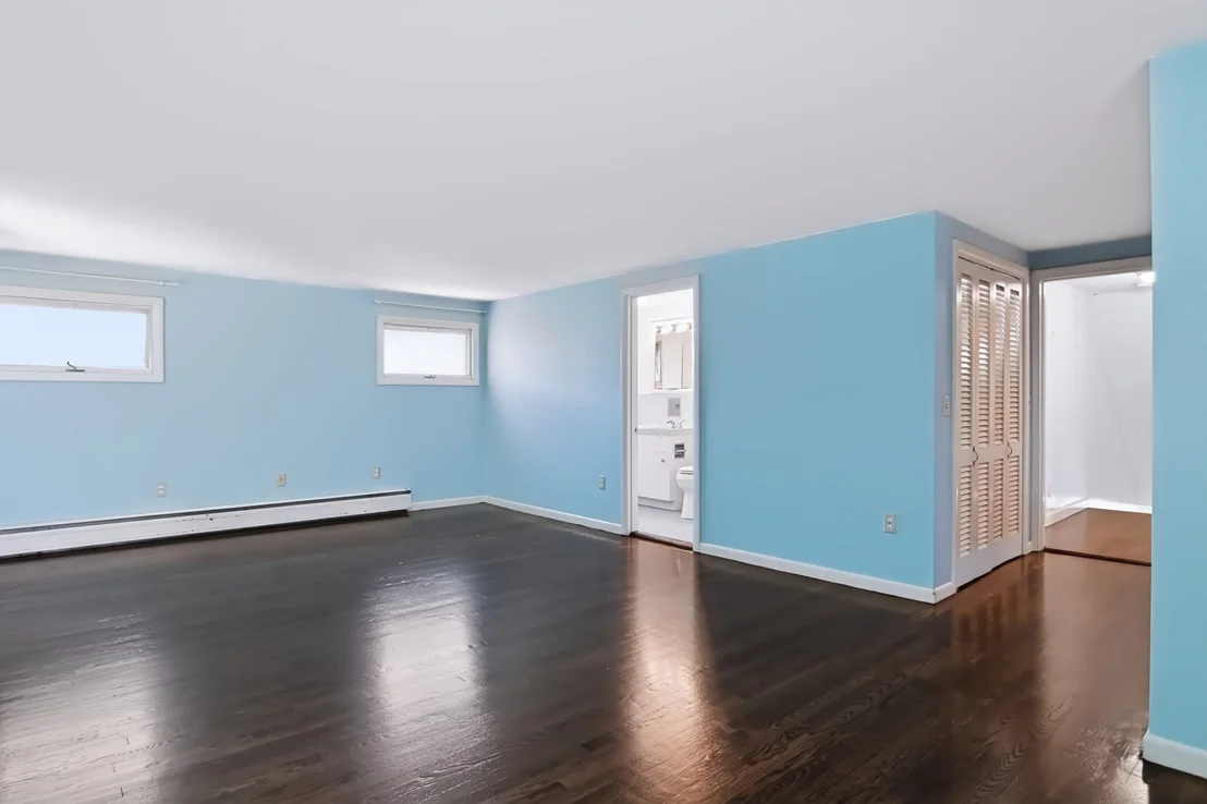 Photo of 10 Damon Rd