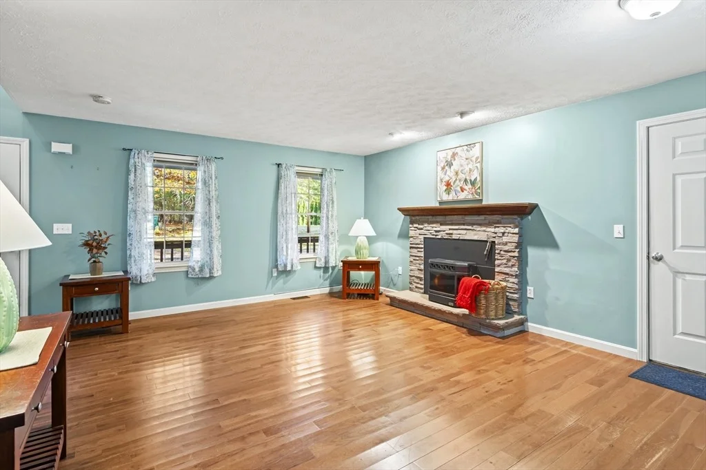 Photo of 29 Shore Drive