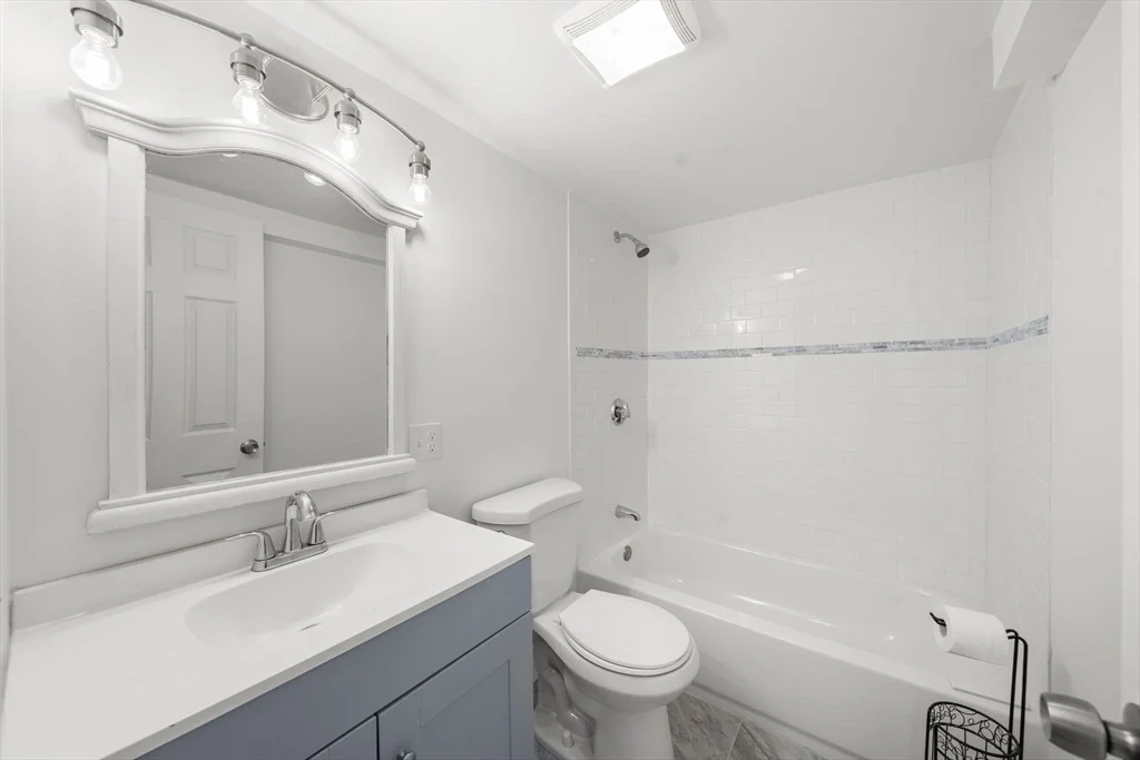 Photo of 29 Sandwich Rd