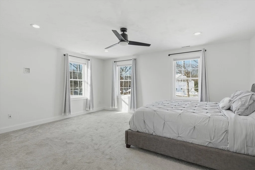 Photo of 245 Salem