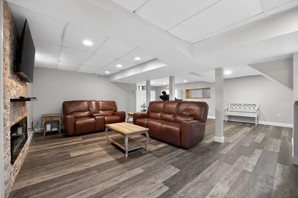 Photo of 321 Birchbark Dr