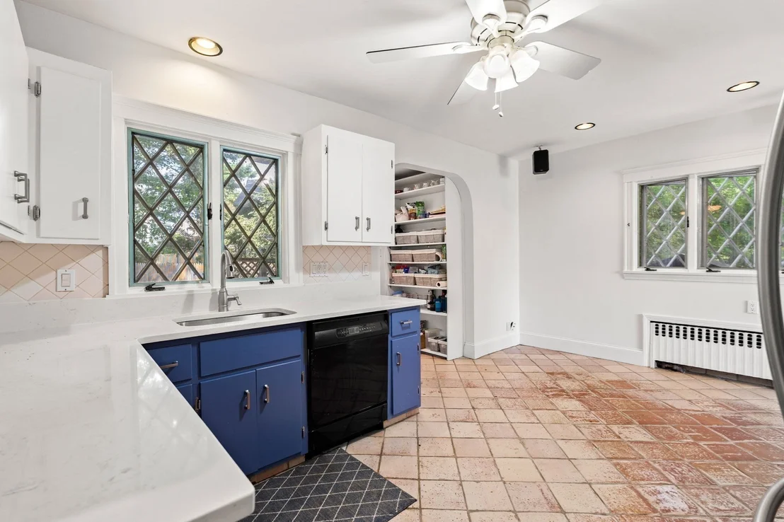 Photo of 28 Preston Beach Road