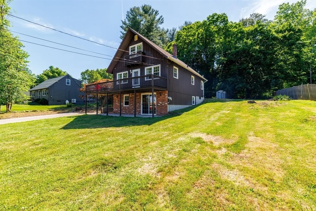 Photo of 33 Lakeview Ave