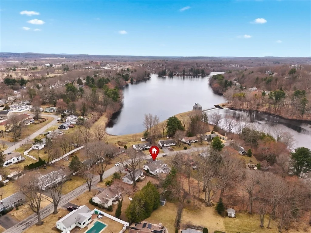 Photo of 223 Edgewater Drive