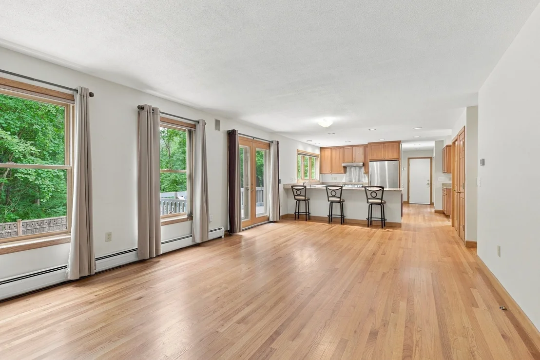 Photo of 16 Birch Ln