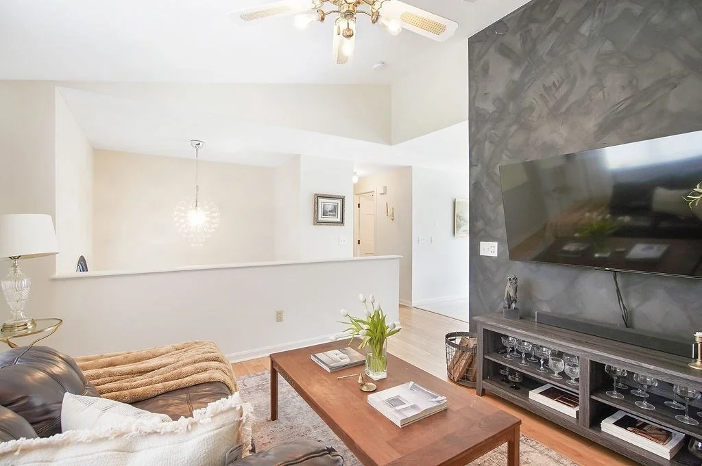 Photo of 131 Queen Ave