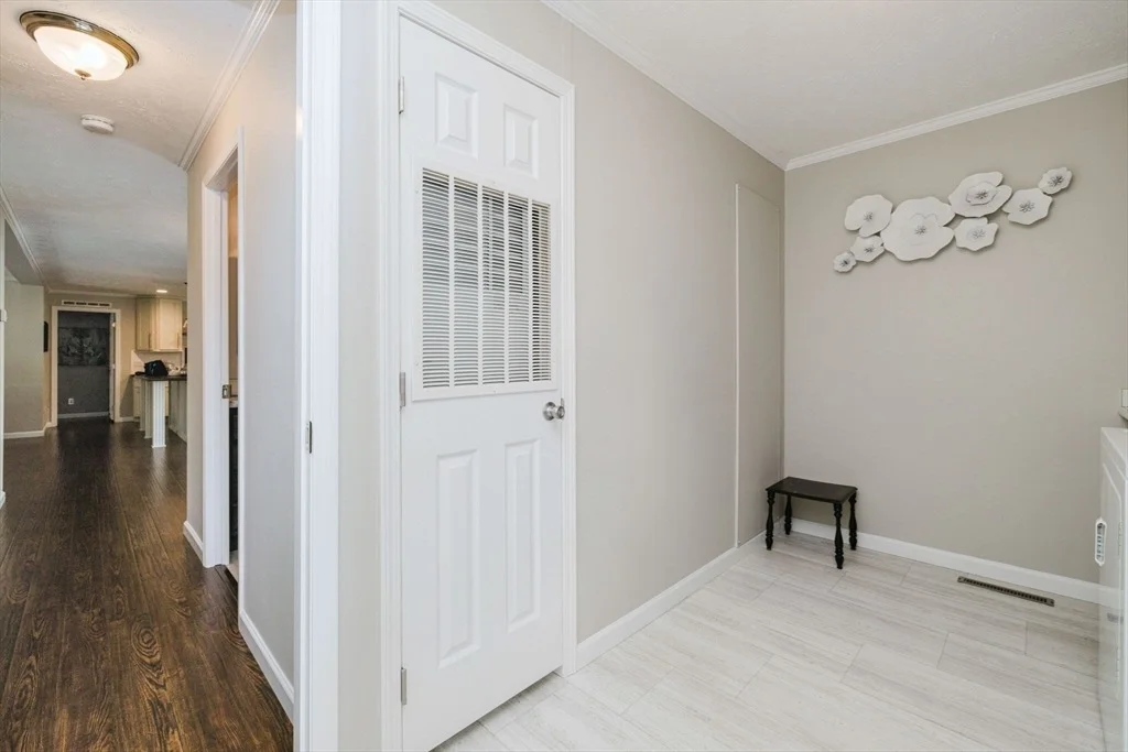 Photo of 210 Linsay Drive