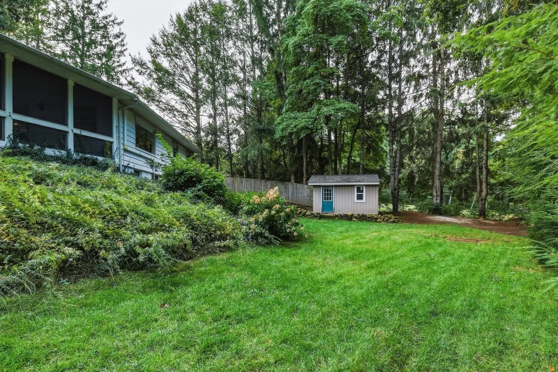 Photo of 34 Skyridge Ln
