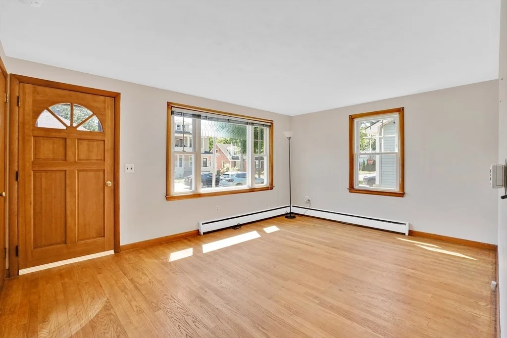 Photo of 267 Connecticut Ave