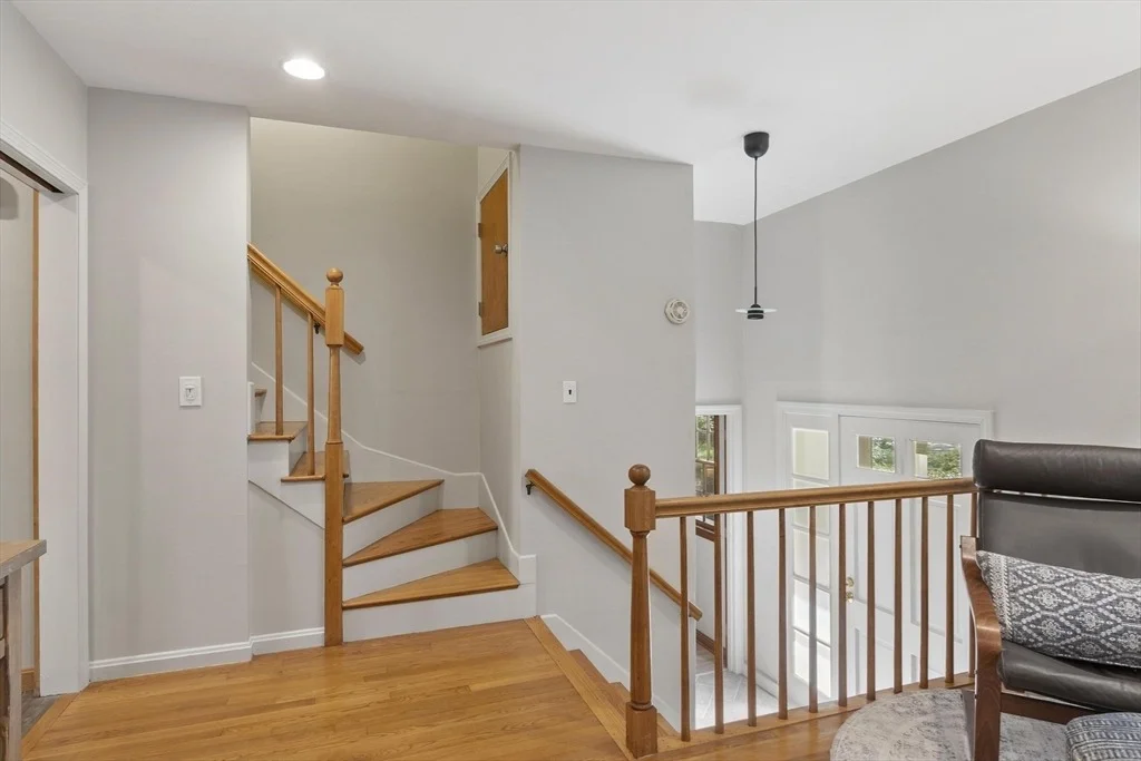 Photo of 6 Black Horse Dr