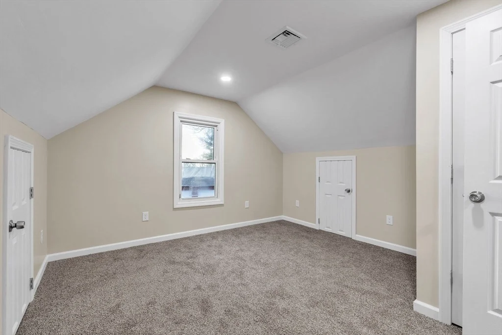Photo of 1360 Granby Rd