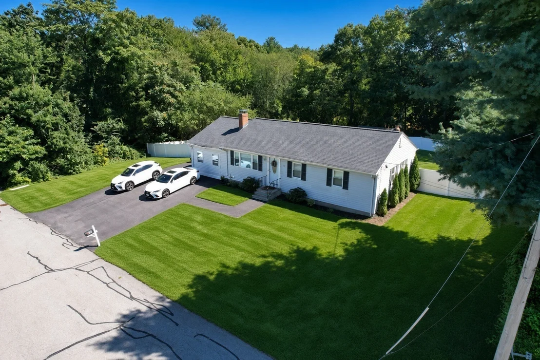 Photo of 50 Ellen Rd