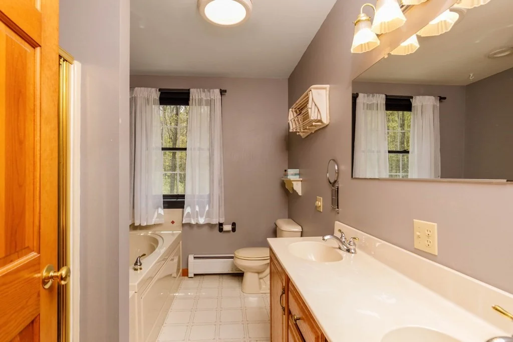 Photo of 1478 Conant Road
