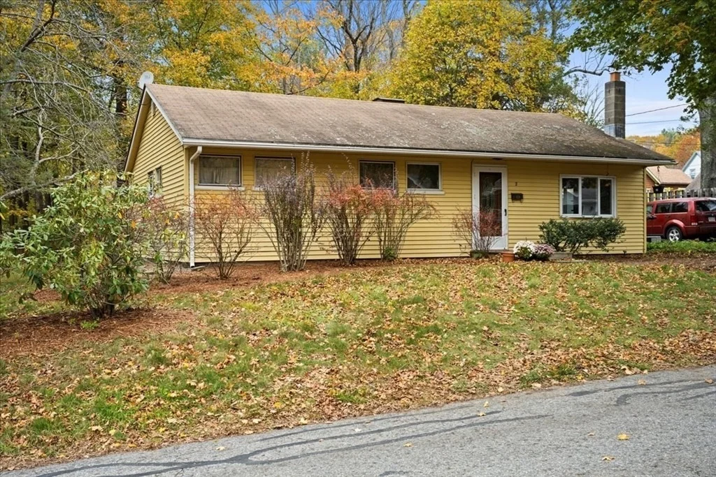 Photo of 2 Sunset Ln