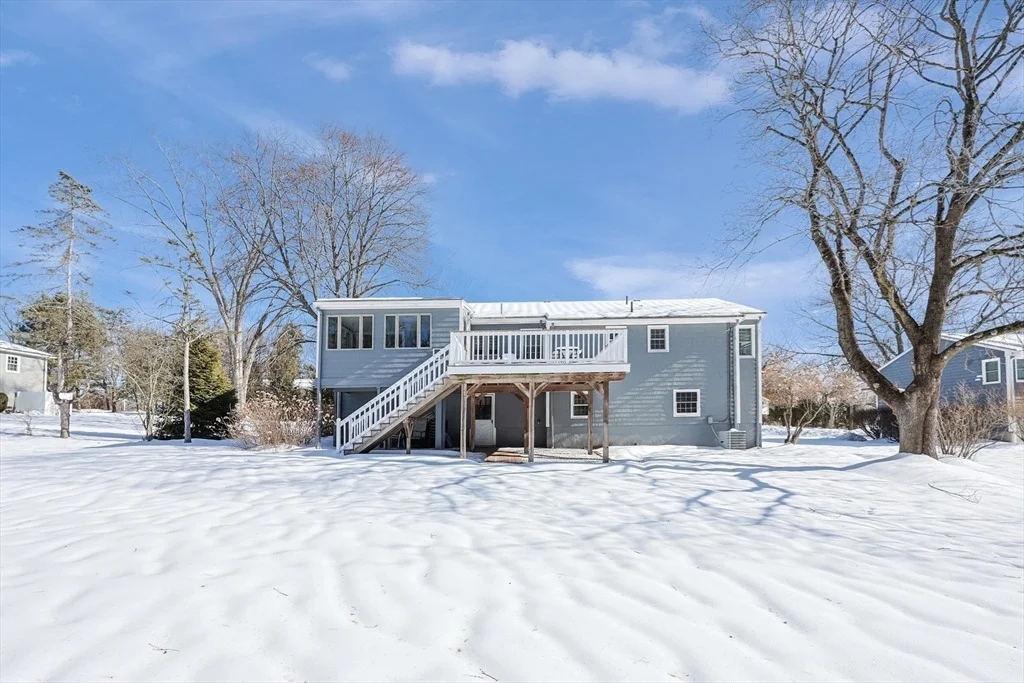 Photo of 3 Vaillencourt Dr