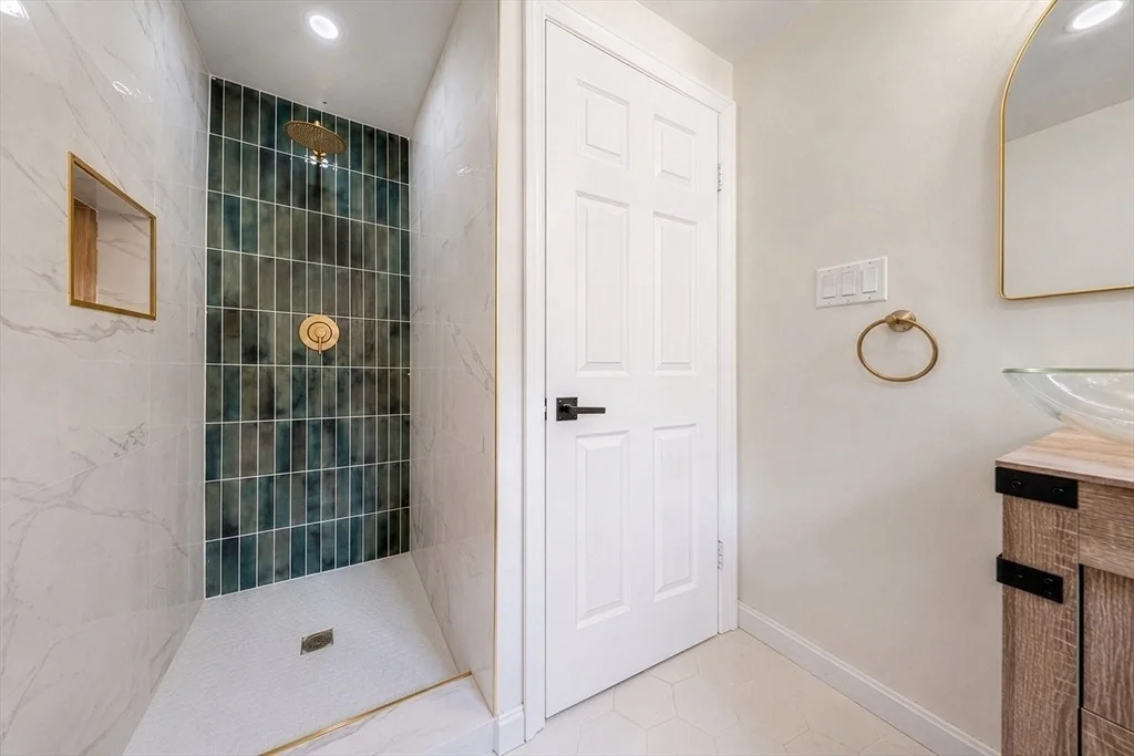 Photo of 49 Parkside Circle