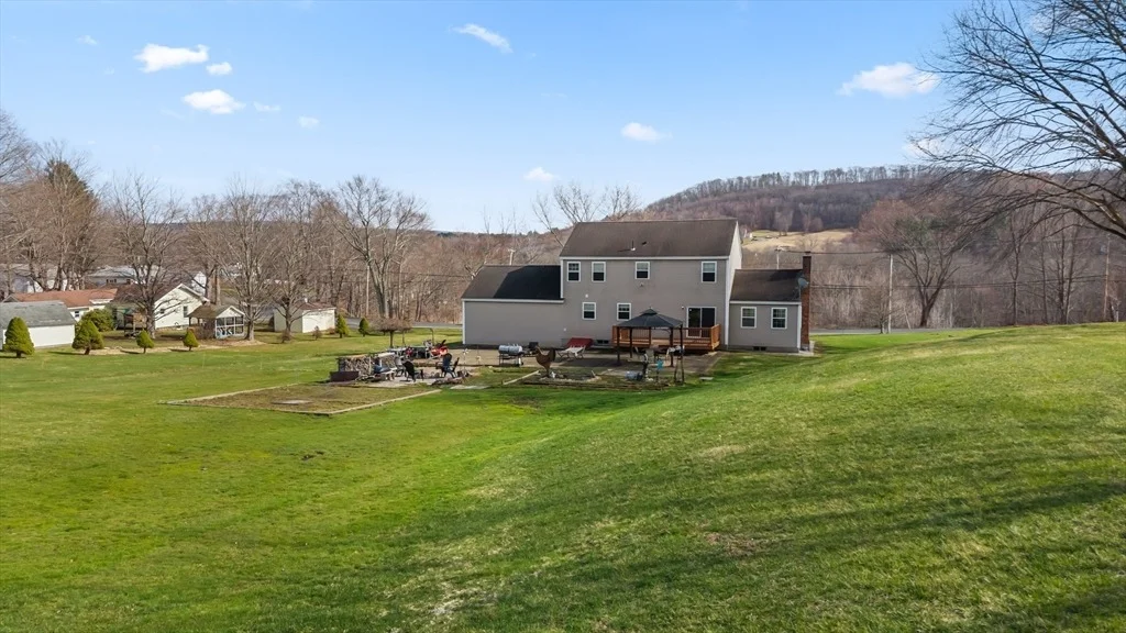 Photo of 30 Old West Warren Rd