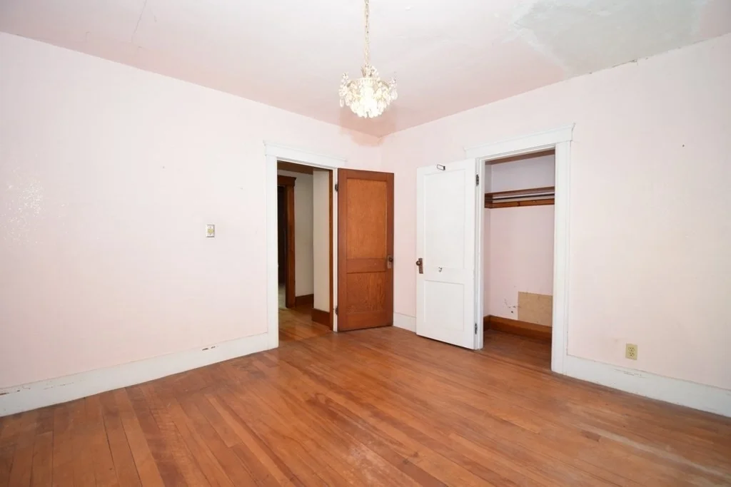 Photo of 128 Grandview Avenue