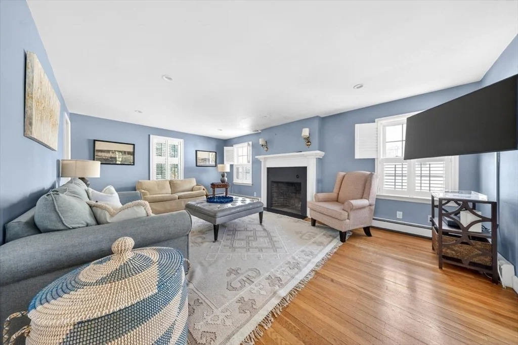 Photo of 51 Elm St