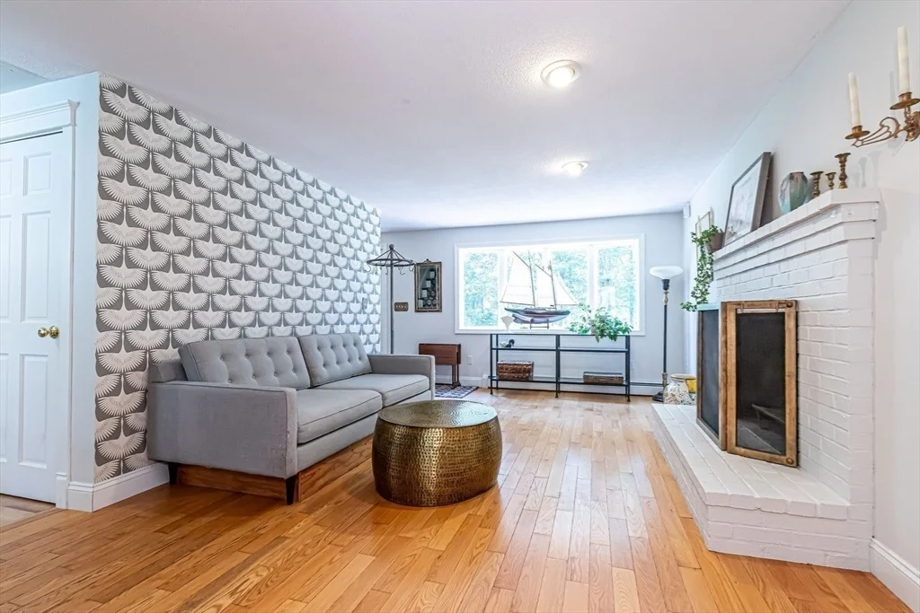 Photo of 7 Parker River Drive
