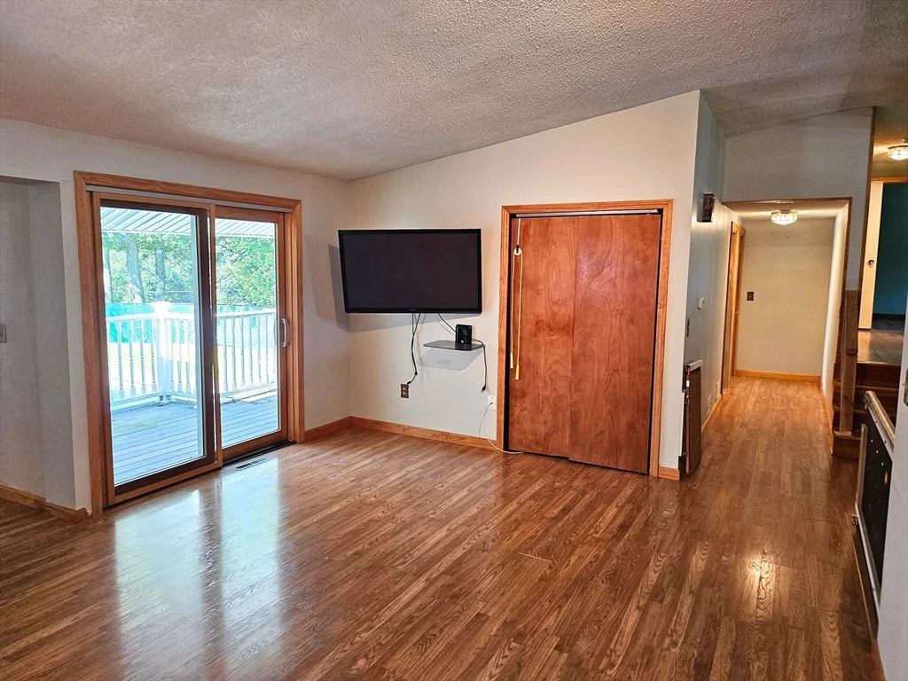 Photo of 5 Stanford Cir