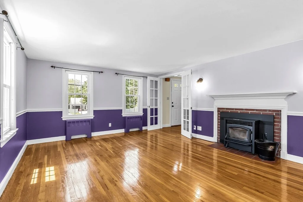 Photo of 370 Main St