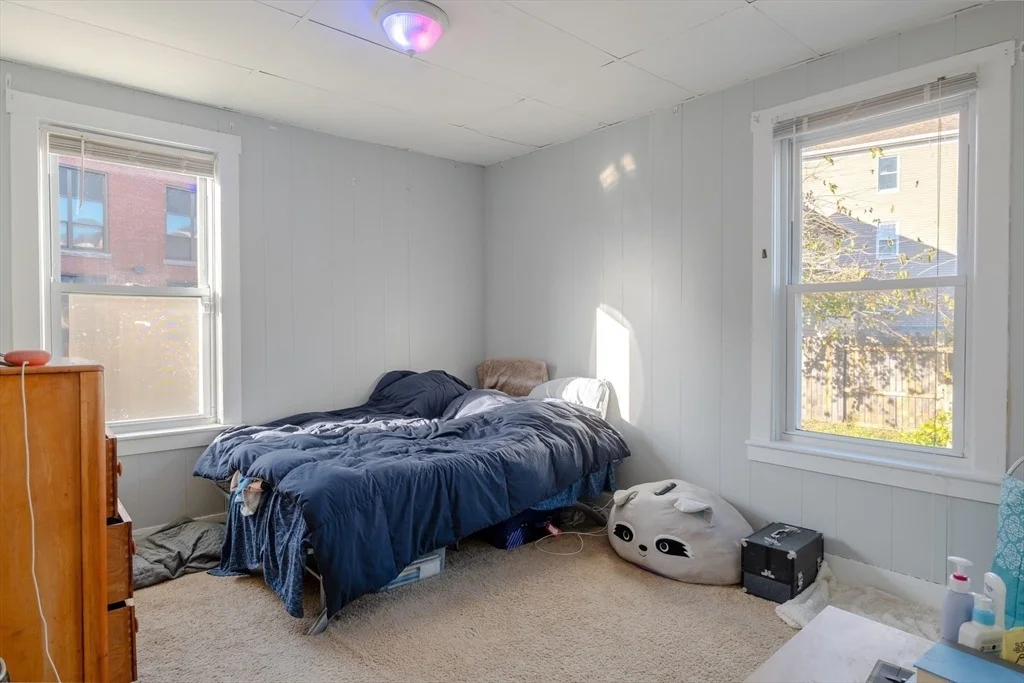 Photo of 8 Gladding Pl