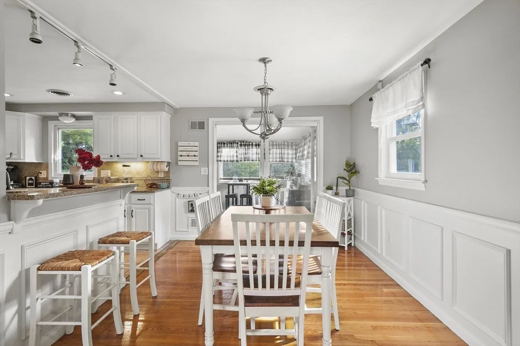 Photo of 5 Hawthorne Circle