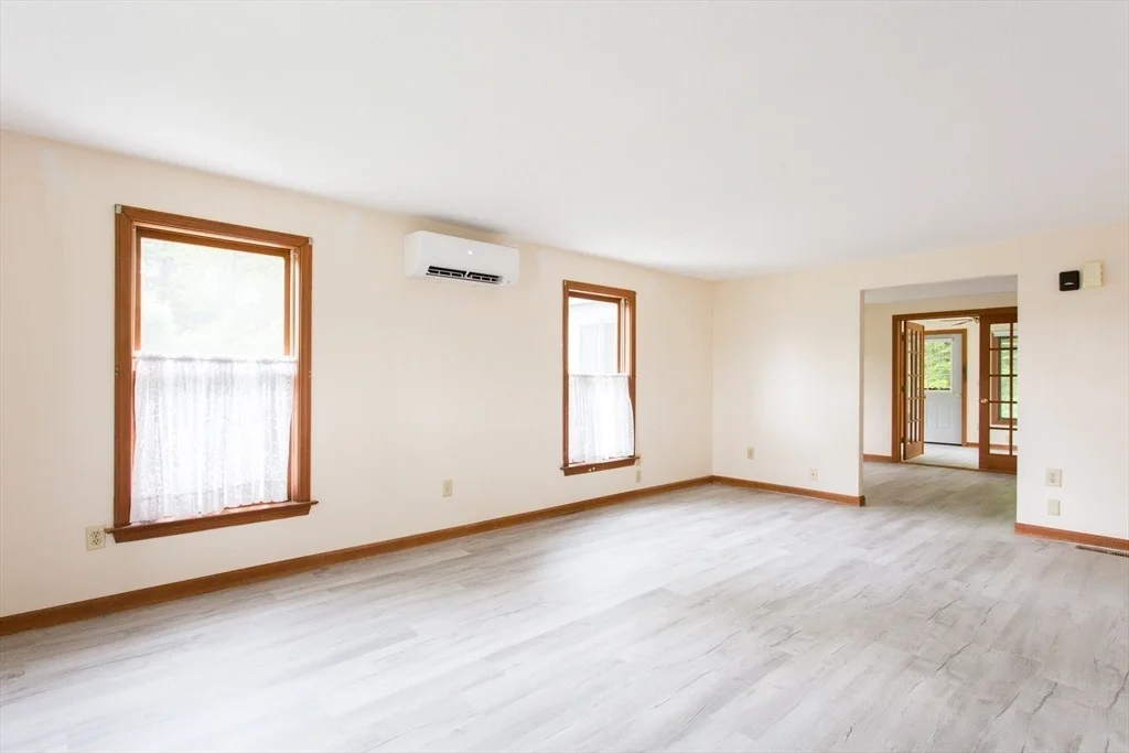 Photo of 22 Berkshire Circle